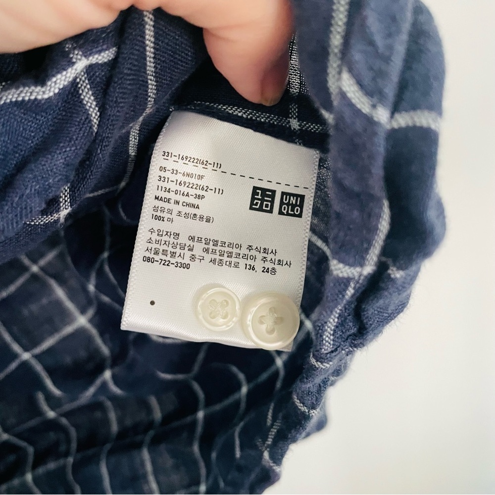 Uniqlo Blue White Plaid Button Down Shirt Size M - Picture 9 of 14